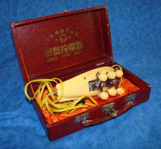 Illustration for article titled Vintage Massagers Look Like Torture Devices